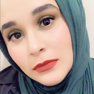 Meet your Posher, Areej